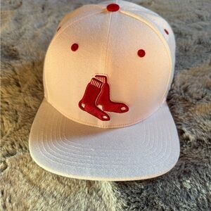 Boston Red Sox White & Red Baseball Cap Hat ‘47 Brand SnapBack Flat Brim